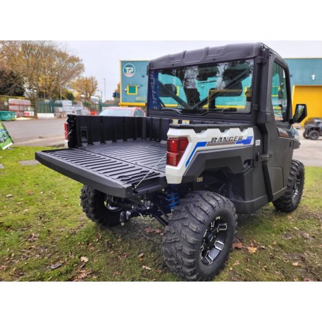 Polaris Ranger XP KINETIC PREMIUM - EV Vehicle (Electric Vehicle) with Premium Full Cab - Fully Road Legal